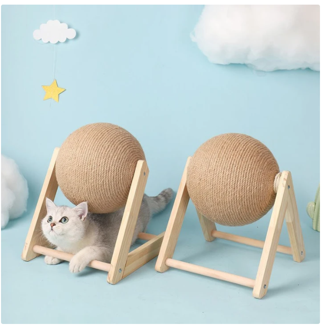 Cat Climbing - Scratching Ball