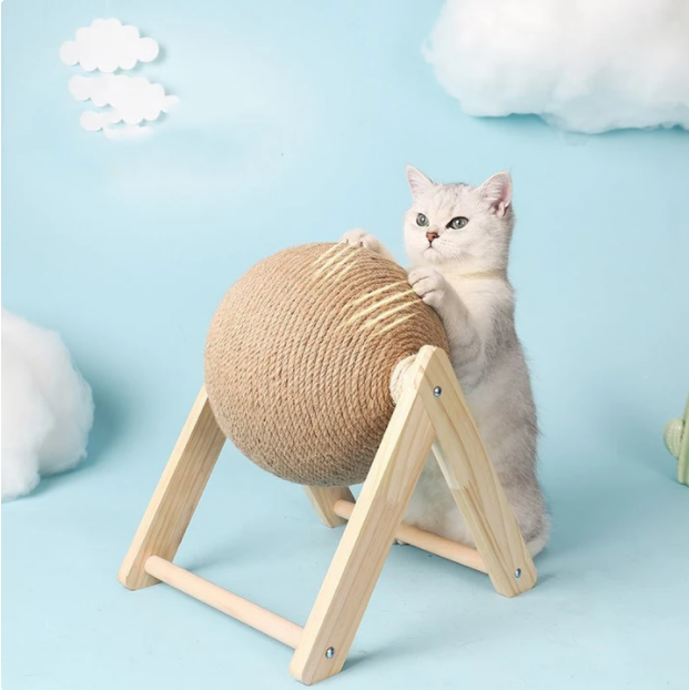 Cat Climbing - Scratching Ball